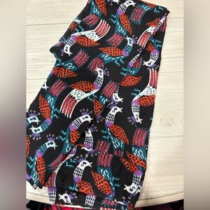Colorful Bird Patterned LuLaRoe Leggings